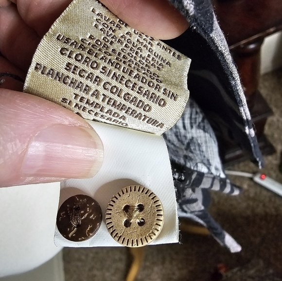 HAWAIIAN MENS SHIRT - Picture 6 of 7